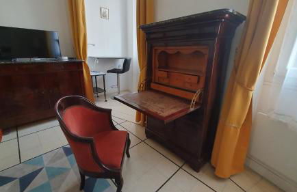 Bel Appartement Typique proche du Palais et Plages - Photo 14