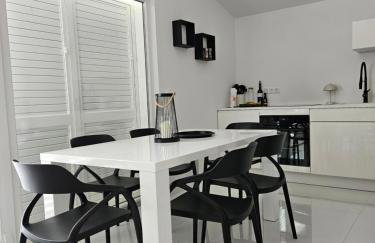 Nada Apartment, Uvala Koramaslinova, Brač - Photo 6