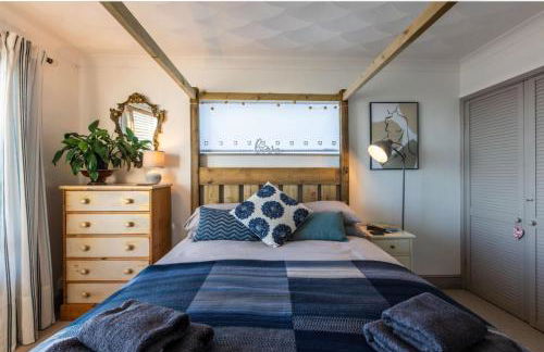 1 Bed Flat - Sleeps 2 - Pets - Balcony - Parking - Foto 12