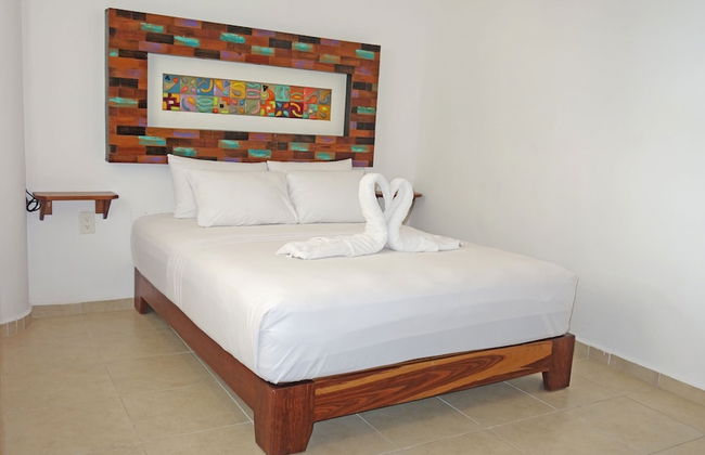El Fuerte Beach Resort - Photo 54