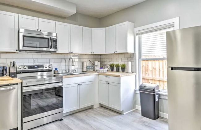 Urban Chic Townhome Near Downtown - Foto 18