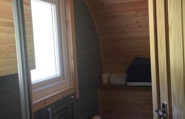 The Boathouse pod - Photo 22