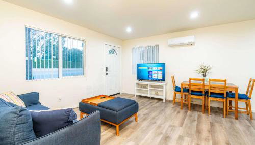 Cozy Glendora Home Walk to Route66 Near Disneyland - Foto 2