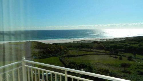 Piso en primera línea de playa en Lariño - Foto 3