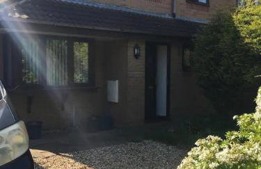 Quiet times away from city noise, but not too far! - Foto 32