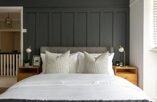 Large Luxury Solihull 5 Bedroom House - The Residence - Close to NEC - Sleeps 9 - Photo 5