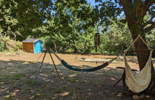 Rosa the Cosy Cabin - Gypsy Wagon - Shepherds Hut, RIVER VIEWS Off-grid eco living - Foto 6