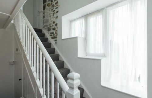 Cosy Welsh Cottage in St Davids Centre with Garden - Photo 33