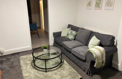 Cozee 2-bed nr New Cross Hospital - Foto 13