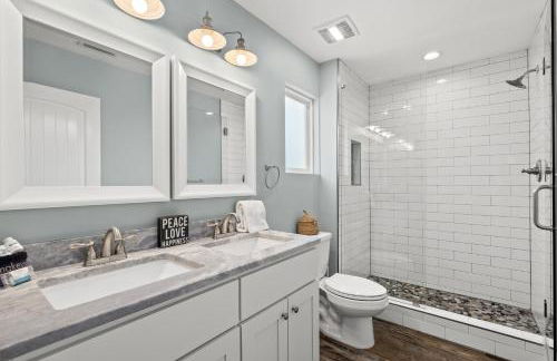 Coral Cabana - 3BD 2BA Home Close to Beach w/ Optional Golf Cart! - Foto 60