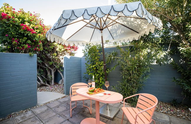 3 Private Rooms At The Wesley Hotel Perfect for Group Stays - Foto 2