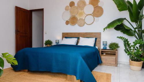 Hillside Studio with Sea View & Fibre Internet - Foto 3