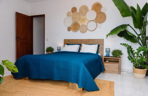 Hillside Studio with Sea View & Fibre Internet - Foto 3