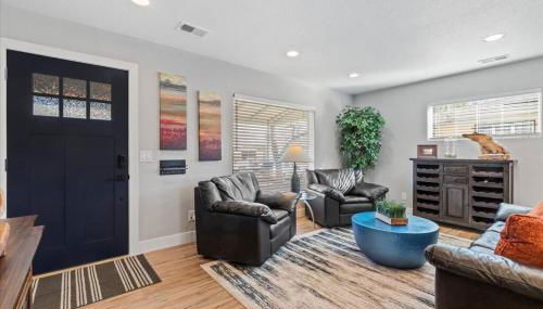 Whole House Relaxing Oasis by Fitzsimmons Campus - Photo 2