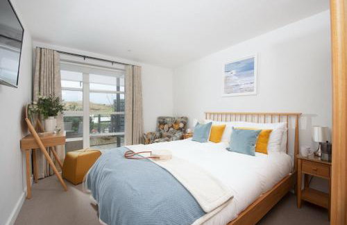 Sandyford, Holywell Bay - Sea Views - Walk to Beach - 2 Pets Allowed - Free Parking and WiFi - Foto 25