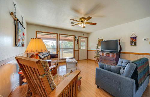 Pet-Friendly Hill Country Retreat with Deck! - Photo 3