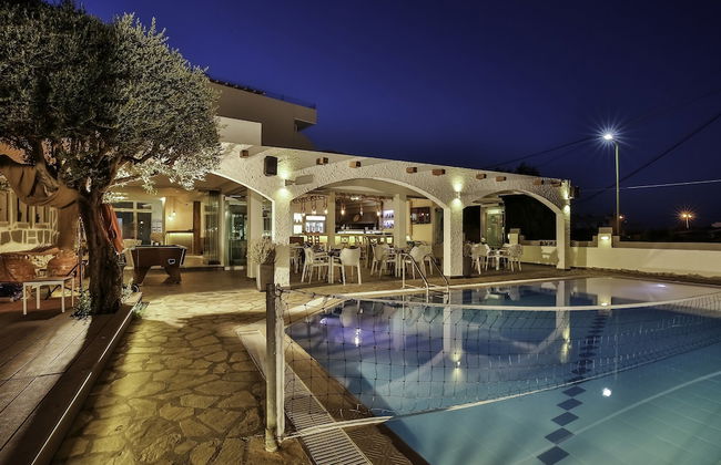 Malibu Boutique Studios - Photo 60