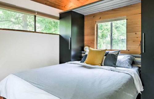 2 Mi to Dtwn Pet-Friendly Austin Studio with Yard - Foto 19