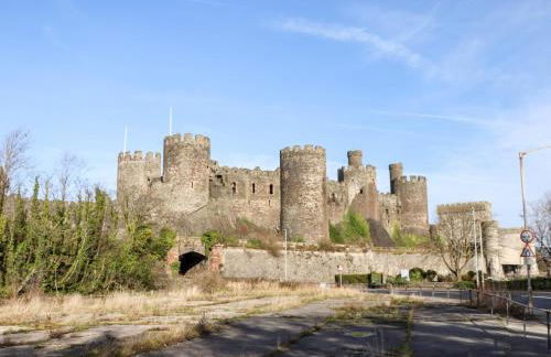The Old Tywyn Post Office - Photo 34