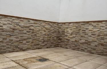 Apartamentos La Gruta de Aracena con patio - Foto 9