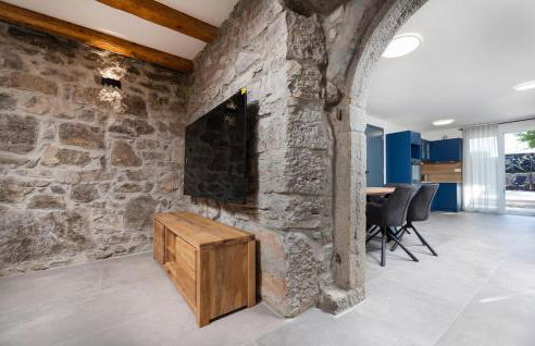 Awesome Home In Lakmartin - Photo 11