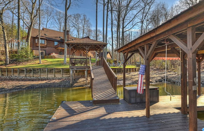 Winding Down by Avantstay Sleeps 20 Dock View - Foto 57