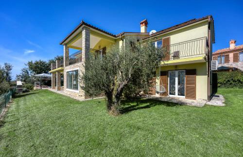 Villa LUMARE AQUA - Pool, Jacuzzi & Garden - Foto 2