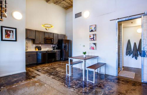 Sterchi Lofts Getaway - Downtown Knoxville - Foto 3