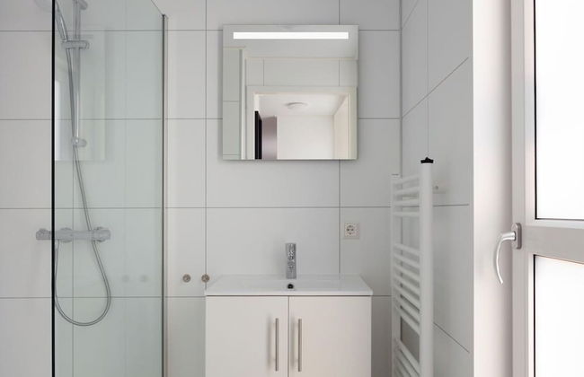 Lodge in Nieuwvliet Bad Near the Beach - Photo 11