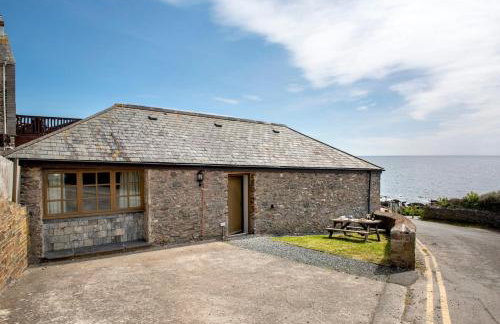Cosy cottage on the edge of Portwrinkle beach - Photo 18