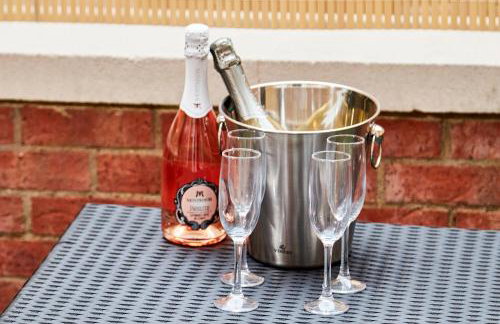 Vikings Apartment City Centre Exclusive Offers With Private Parking & Terrace - Foto 18