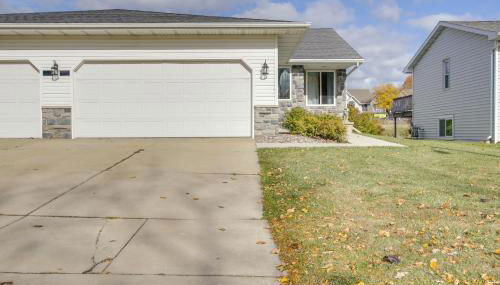 Near Medical Corridor Whimsy Wisconsin Duplex - Foto 3