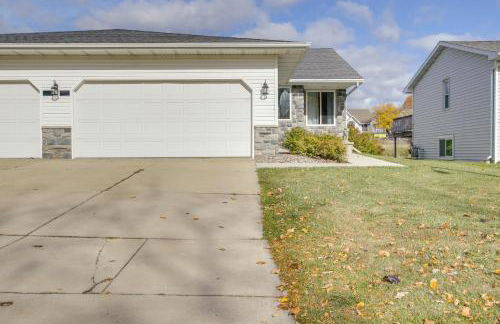 Near Medical Corridor Whimsy Wisconsin Duplex - Foto 3
