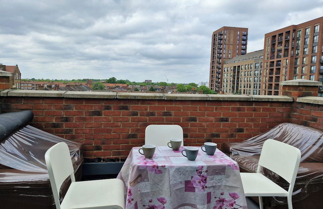 Immaculate 2-bed Apartment in London - Foto 14