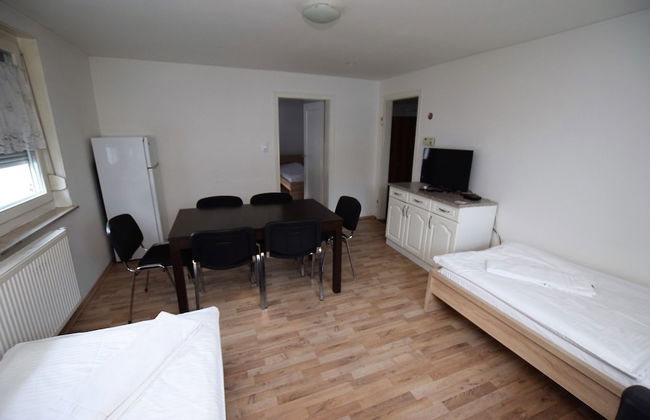 AB Apartment 15 - Photo 1