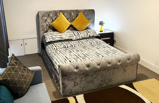 Luxury 2 Bedroom Entire Flat - Self Check in & Check out - Foto 4