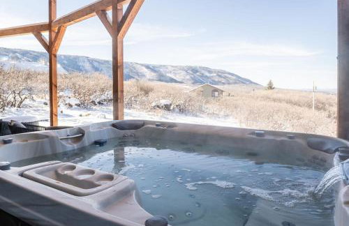 The Retreat at Powderhorn - Your Elevated Escape-Hot Tub - Foto 6