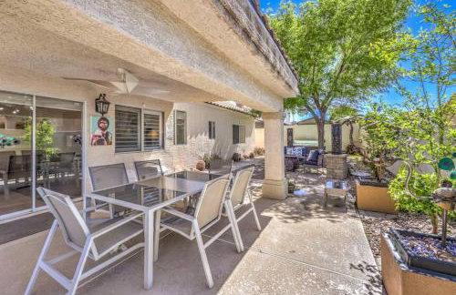 Family Fun for Everyone in Las Vegas- 4 Bedrooms, Billiards, Game Room - Photo 44