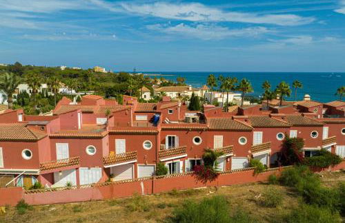 Beautiful Frontline beach Townhouse - Photo 51