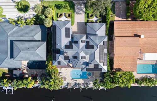 Near the Beach • Pool & Jacuzzi • Waterfront Villa - Foto 80