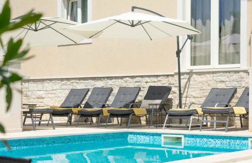 Villa Coridigo - Unique High Position, Panorama Nature View, Cozy Dining Terrace, Fenced Property - Foto 70