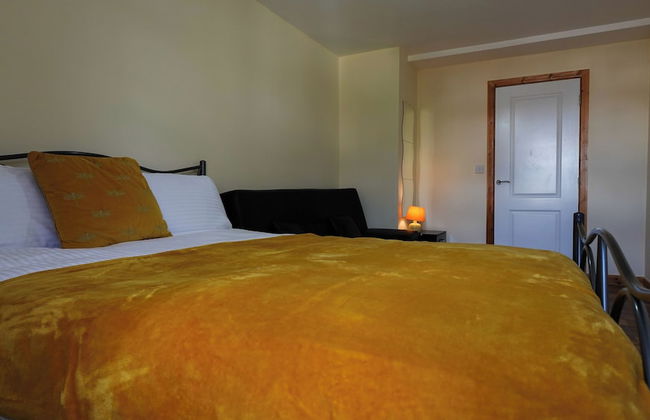 LuxeLiving Apartment - Foto 3