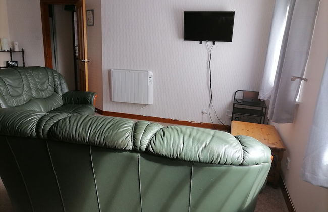 Impeccable 2-bed Flat in Wick - Photo 13