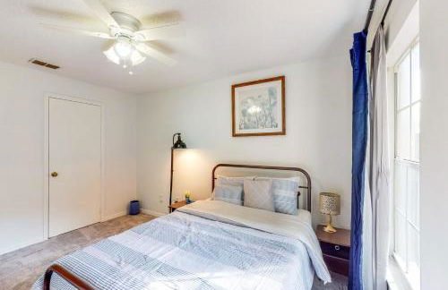 Families with Pets! Home Near Orlando Theme Parks - Photo 28