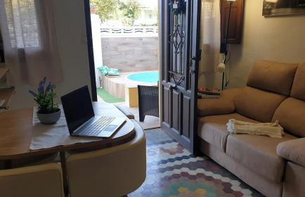 Adosado acogedor en la Cañada con piscina privada - Photo 1