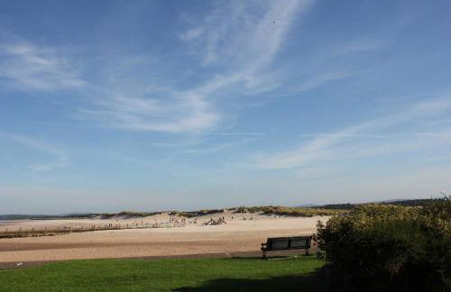 Kirkton Cottage whole house in Cairnie Aberdeenshire - Photo 10