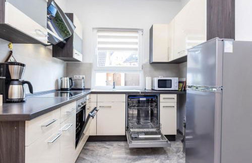 Rheinland Apartments - Stilvolle, moderne Unterkunft mit kostenfreiem WLAN und Parkplatz - Foto 7