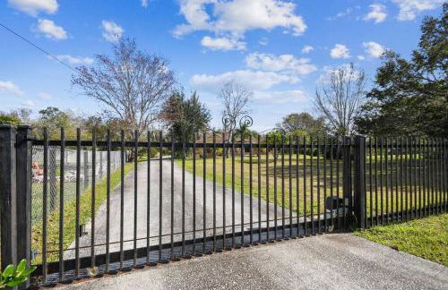 TRANQUILITY! PRIVATE Gated Estate! Boats, RVs OK! Has Separate Apt, Fishing, Hiking, LOW Rates! - Foto 60