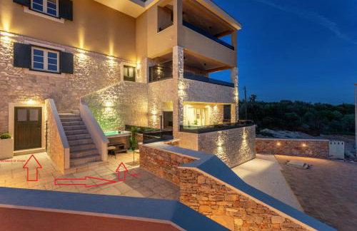 TEONA Luxury Studio Apartment with jacuzzi and terrace sea view - Foto 4