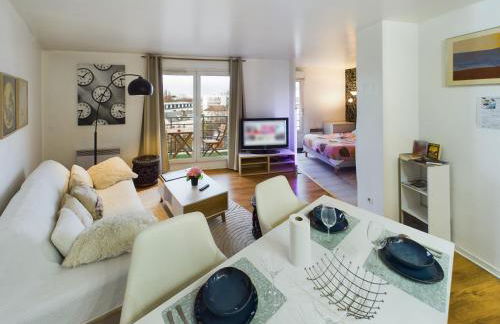 l'Aigle Royal de Paris, Gare, parking et terrasse - Foto 11